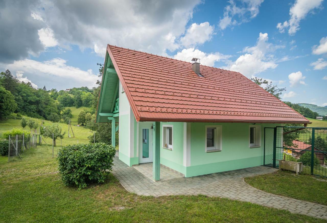 Holiday Home Neokrnjena Narava Sevnica Kültér fotó