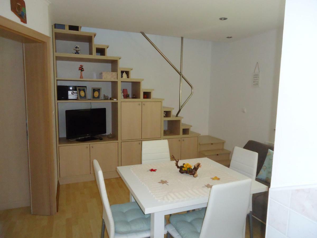 Holiday Home Neokrnjena Narava Sevnica Kültér fotó
